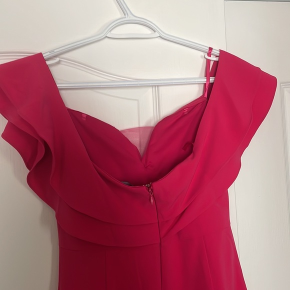 Fuchsia ruffle, Le chateau lined mini dress. Elegant and sassy size XS brand new - Picture 3 of 4